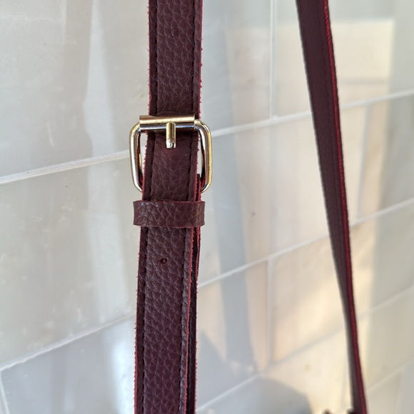 Burgundy vegan leather bucket bag - Picture 4 of 7